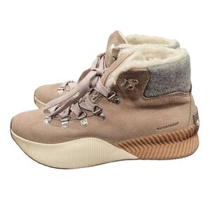 Sorel Out N About III Conquest Boots Size 7.5